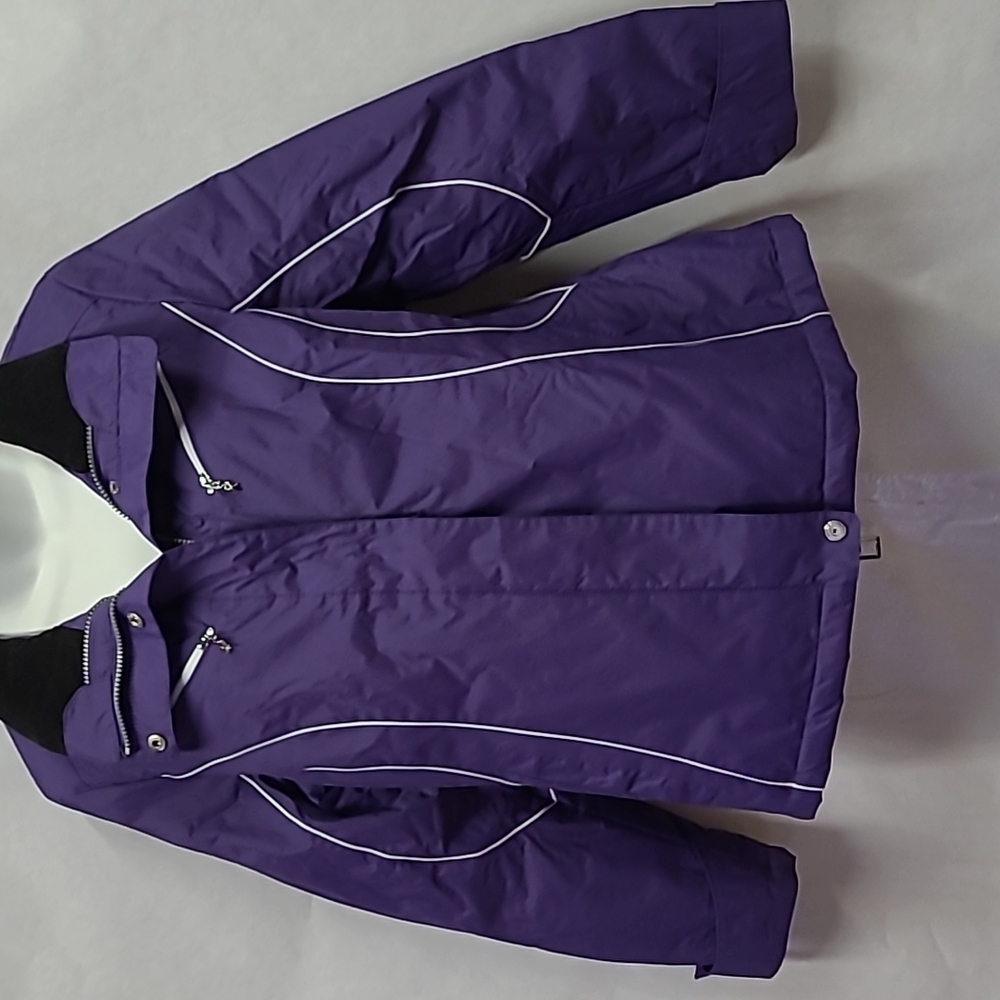 zero x posur size M form fitted. Never worn.